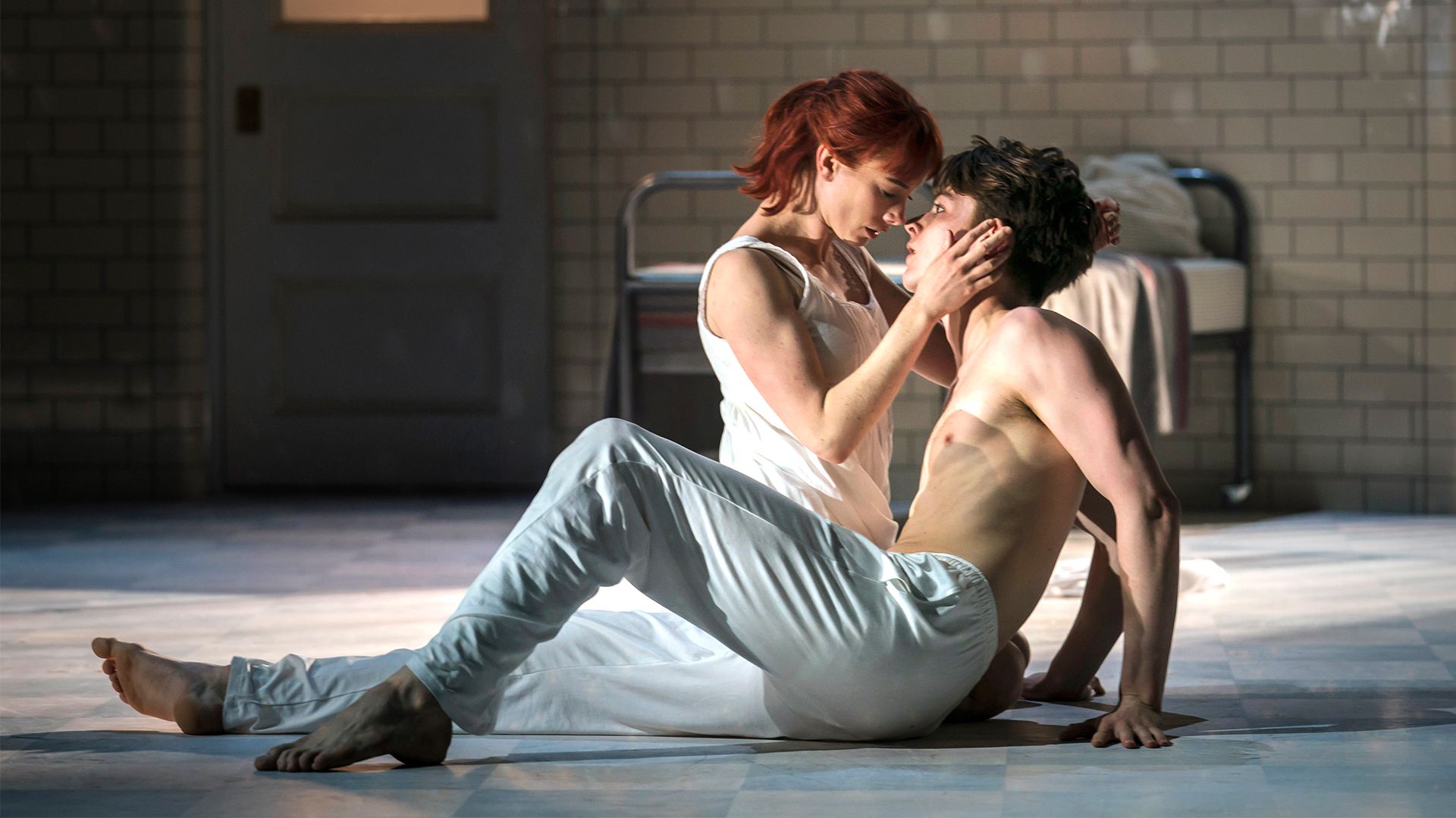 Wife fucked by stranger in ass